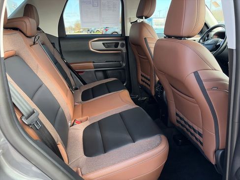 Used 2025 Ford Bronco Sport Outer Banks w/ Outer Banks Tech Package+ image 41