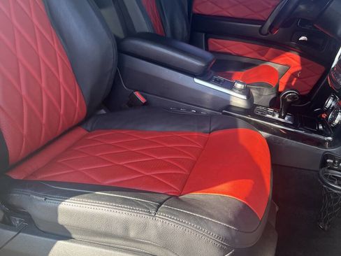 Used 2017 Mercedes-Benz G 550 image 33