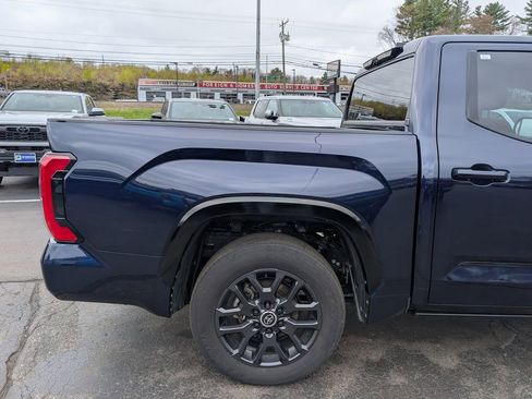 Used 2024 Toyota Tundra Platinum AWD/4WD image 9