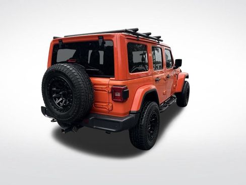 Used 2018 Jeep Wrangler Unlimited Sahara w/ Safety Group AWD/4WD image 5