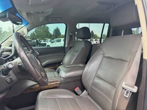 Used 2016 GMC Yukon XL Denali AWD/4WD image 10