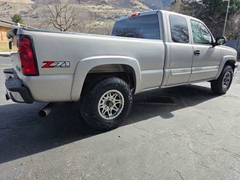 Used 2004 Chevrolet Silverado 1500 Z71 Pickup 4D 6 1/2 ft w/ Light Duty Power Package image 22