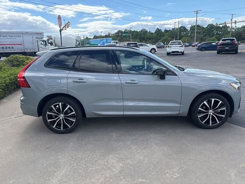 Certified 2024 Volvo XC60 B5 Plus AWD/4WD image 5