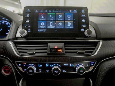 Used 2022 Honda Accord Touring image 23
