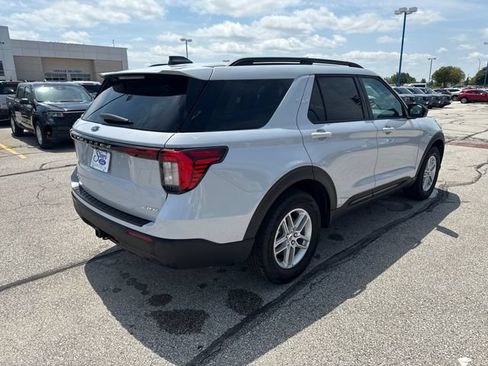New 2026 Ford Explorer Active AWD/4WD image 5