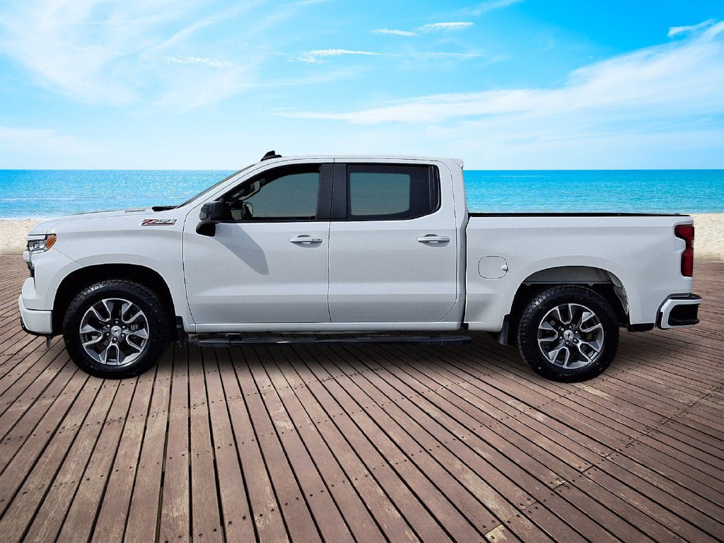 Used 2025 Chevrolet Silverado 1500 RST w/ Z71 Off-Road Package AWD/4WD image 7