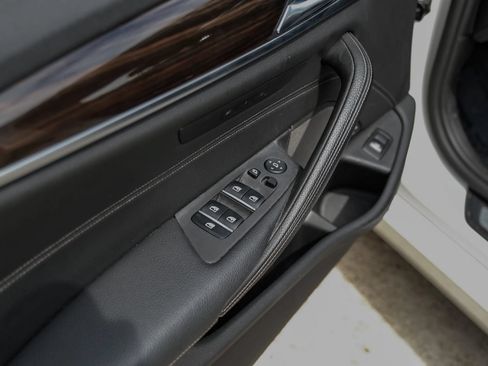 Used 2019 BMW 540i xDrive AWD/4WD image 41