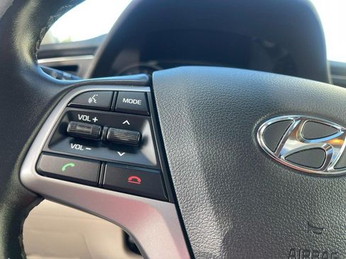 Used 2017 Hyundai Elantra Value Edition w/ Cargo Package FWD image 23