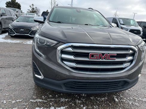 Used 2020 GMC Terrain SLE w/ Driver Convenience Package image 8