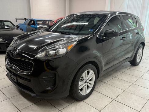 Used 2018 Kia Sportage LX FWD image 3