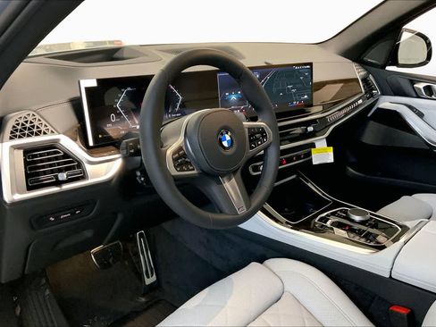 New 2026 BMW X5 xDrive40i w/ Executive Package AWD/4WD image 4
