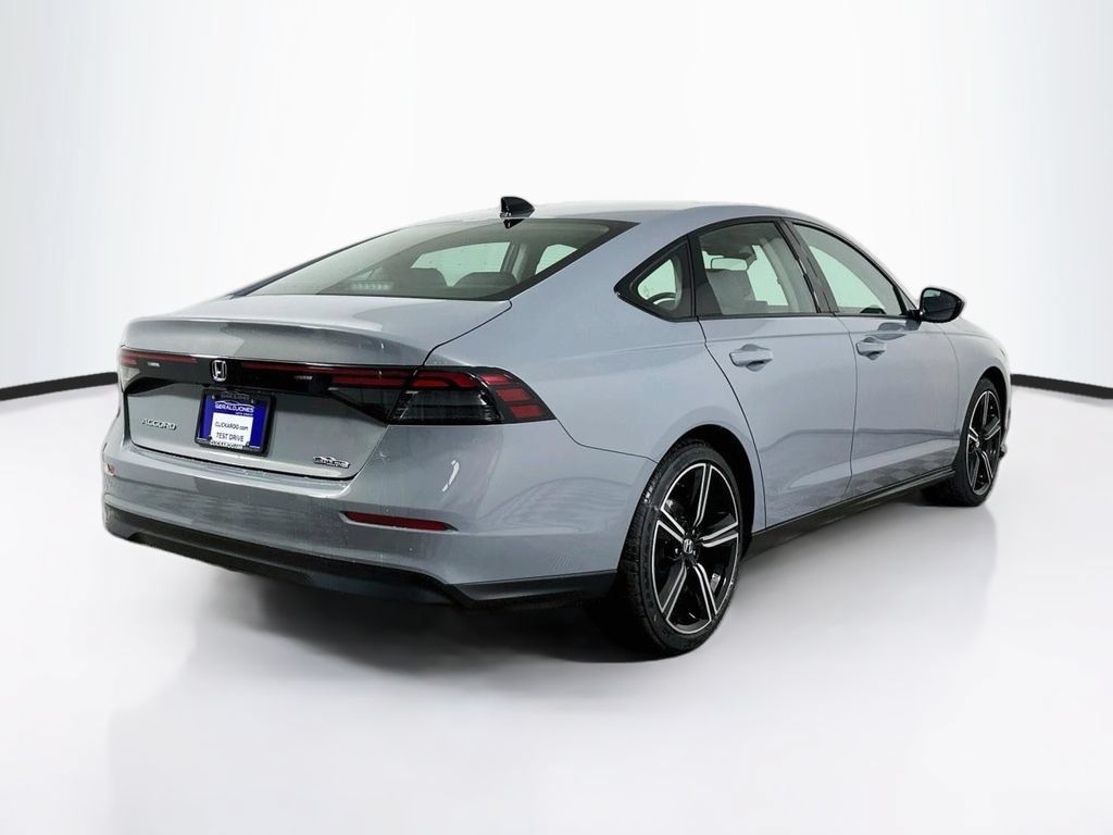 Used 2026 Honda Accord SE image 7