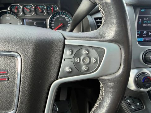 Used 2018 GMC Yukon SLT image 26