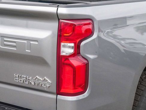 New 2026 Chevrolet Silverado 1500 High Country w/ Technology Package AWD/4WD image 10