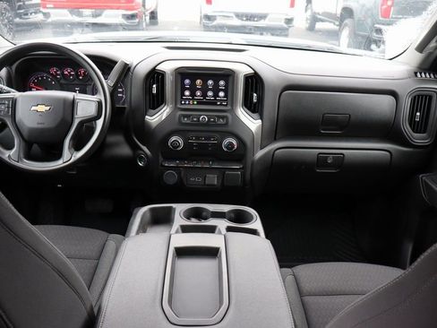 Used 2023 Chevrolet Silverado 1500 Custom image 17