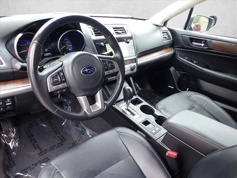 Used 2017 Subaru Outback 3.6R Limited AWD/4WD image 12