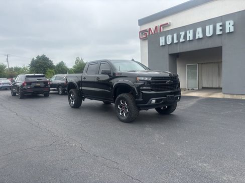 Used 2019 Chevrolet Silverado 1500 RST w/ All-Star Edition AWD/4WD image 2