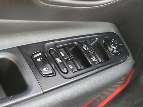 Used 2022 Jeep Renegade Trailhawk w/ Sun/Sound Group image 16