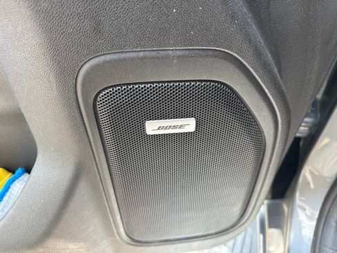 Used 2019 GMC Sierra 1500 SLT w/ SLT Premium Package RWD image 13