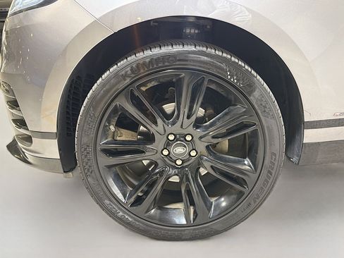 Certified 2020 Land Rover Range Rover Velar R-Dynamic S image 20