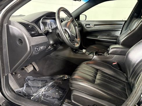 Used 2021 Chrysler 300 S image 21