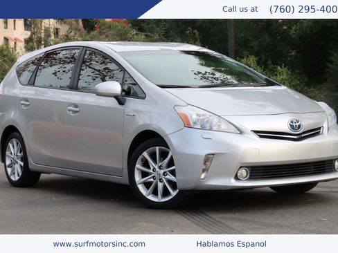 Used 2012 Toyota Prius V Five FWD image 1