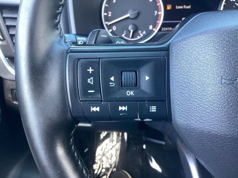 Used 2026 Nissan Rogue SV AWD/4WD image 17
