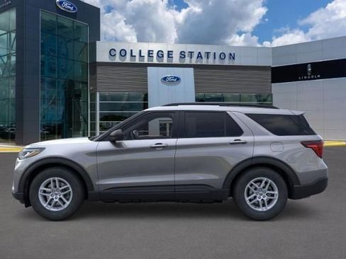 New 2026 Ford Explorer Active w/ Active Comfort Package image 3