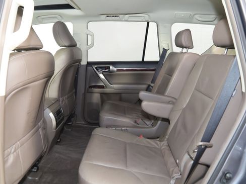 Used 2019 Lexus GX 460 Premium image 41