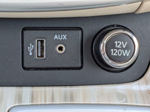 Used 2018 Nissan Murano SL w/ Moonroof Package AWD/4WD image 23
