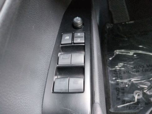 Used 2026 Toyota Camry SE FWD image 21