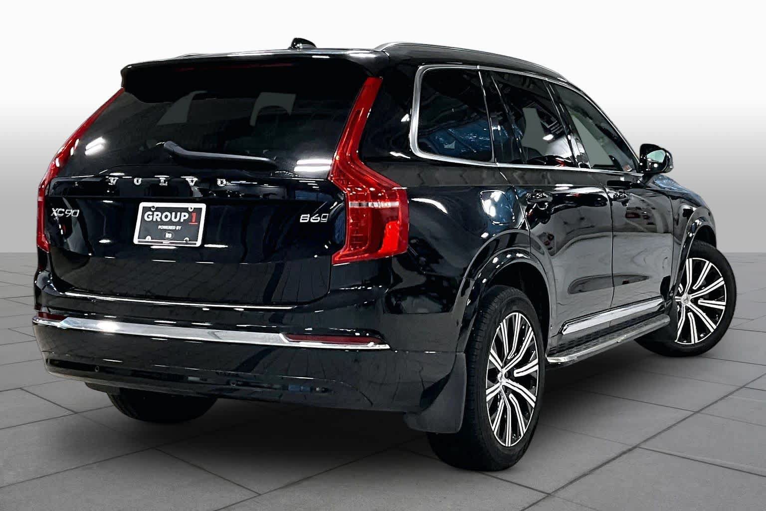 Used 2024 Volvo XC90 B6 Plus AWD/4WD image 13
