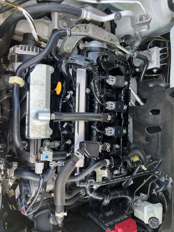 Used 2023 Nissan Kicks SR FWD image 15