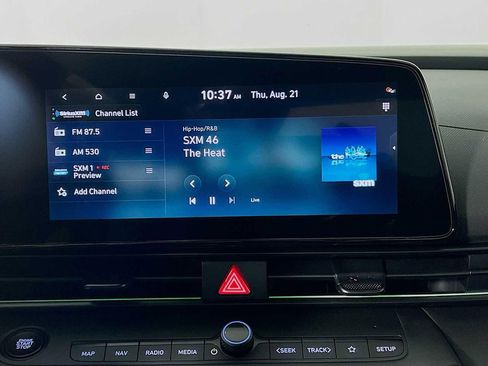 New 2025 Hyundai Elantra SEL image 9