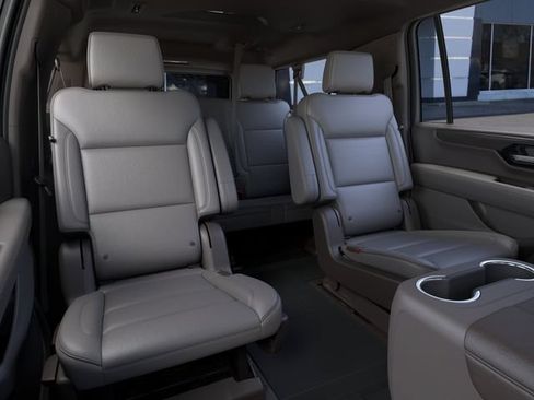 New 2026 GMC Yukon XL Elevation w/ Elevation Premium Package AWD/4WD image 17
