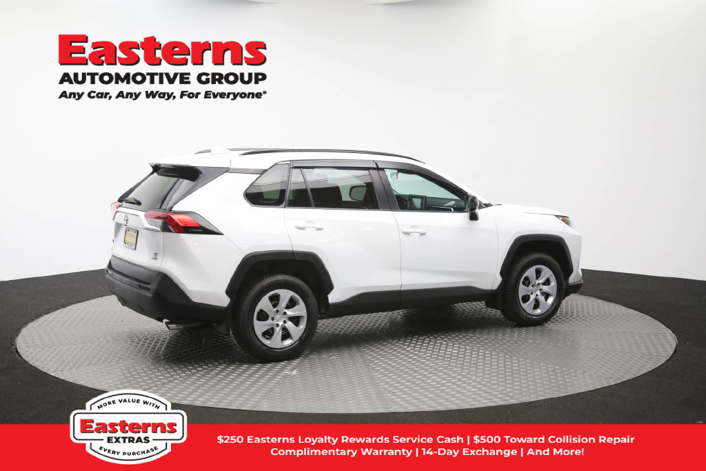 Used 2020 Toyota RAV4 LE w/ All Weather Liner Package AWD/4WD image 43