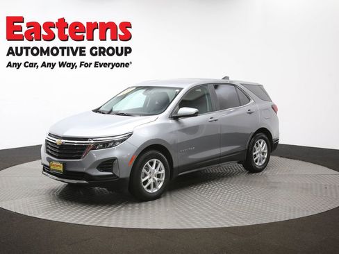 Used 2023 Chevrolet Equinox LT image 54
