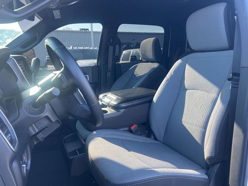 Used 2023 RAM 2500 Big Horn w/ Level 1 Equipment Group image 15