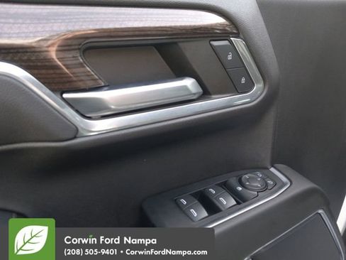 Used 2022 Chevrolet Silverado 1500 LT Trail Boss image 11