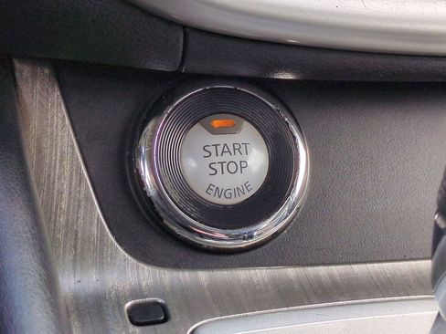 Used 2018 Nissan Murano Platinum image 25