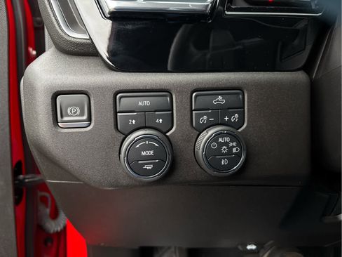 Used 2023 Chevrolet Silverado 1500 RST w/ Protection Package image 28