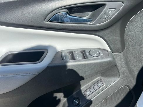 Used 2018 Chevrolet Equinox Premier w/ LPO, Cargo Package AWD/4WD image 23