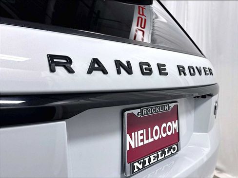 Used 2018 Land Rover Range Rover Sport SVR AWD/4WD image 33