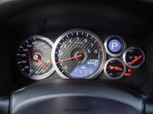Used 2016 Nissan GT-R Premium AWD/4WD image 37