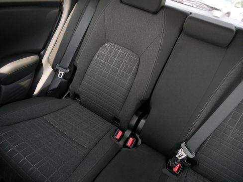 Used 2026 Honda HR-V LX image 12
