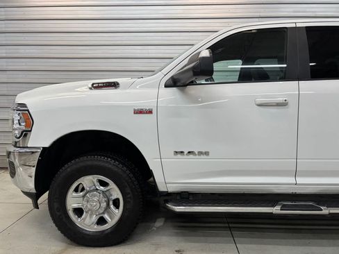 Used 2022 RAM 2500 Big Horn AWD/4WD image 4