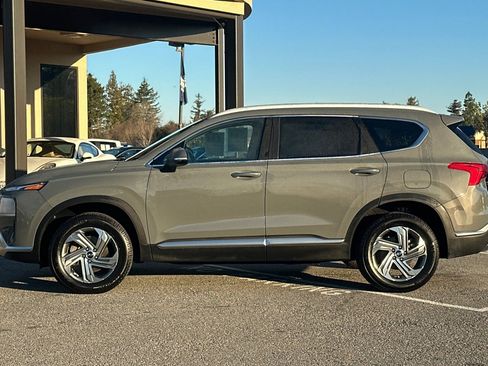 Used 2021 Hyundai Santa Fe SEL w/ Convenience + Premium Package image 7