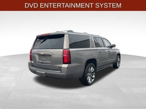 Used 2017 Chevrolet Suburban Premier image 7