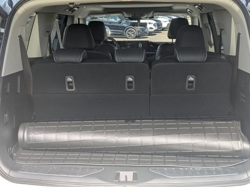 Used 2025 INFINITI QX80 Luxe AWD/4WD image 36
