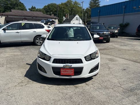 Used 2015 Chevrolet Sonic LT FWD image 3